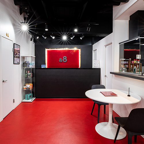 &8 浦和店(浦和区仲町1丁目)